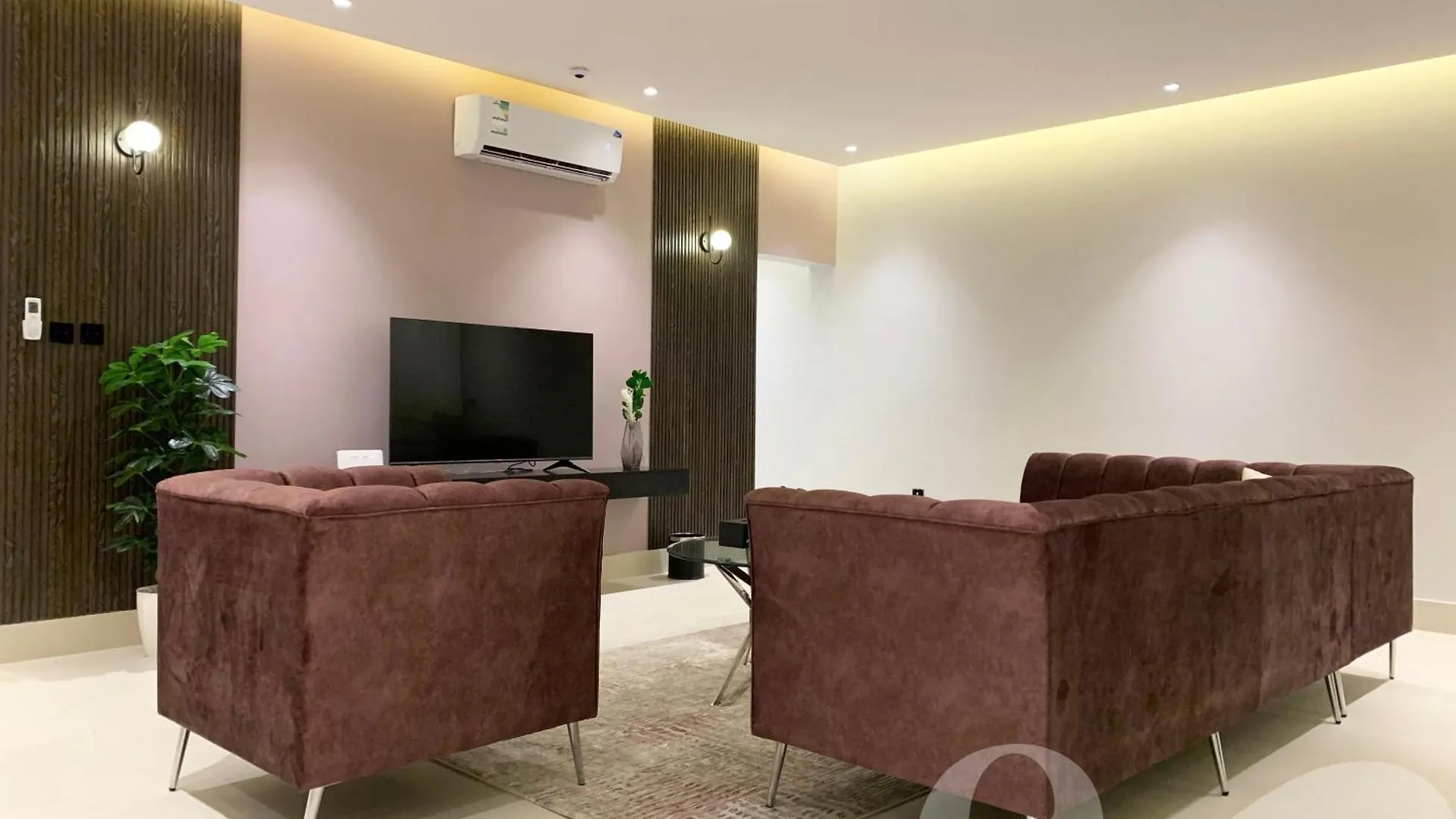 Kease Tawun A1-1 Royal Touch Ax92 Apartment Riyadh